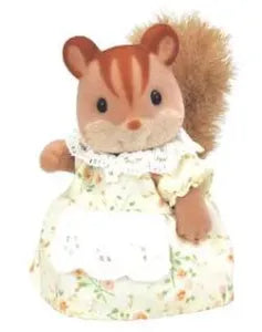 Walnut Squirrel Mother