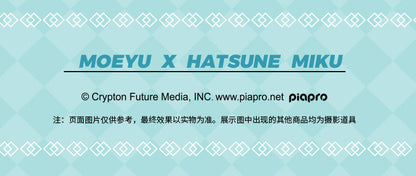 Moeyu: Hatsune Miku: Squinting Eyes Pillow & Blanket (2-in-1)-Moeyu-Makochan.store